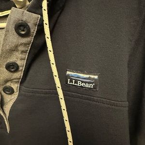 Woman’s L.L. Bean XL Rugby style hoodie